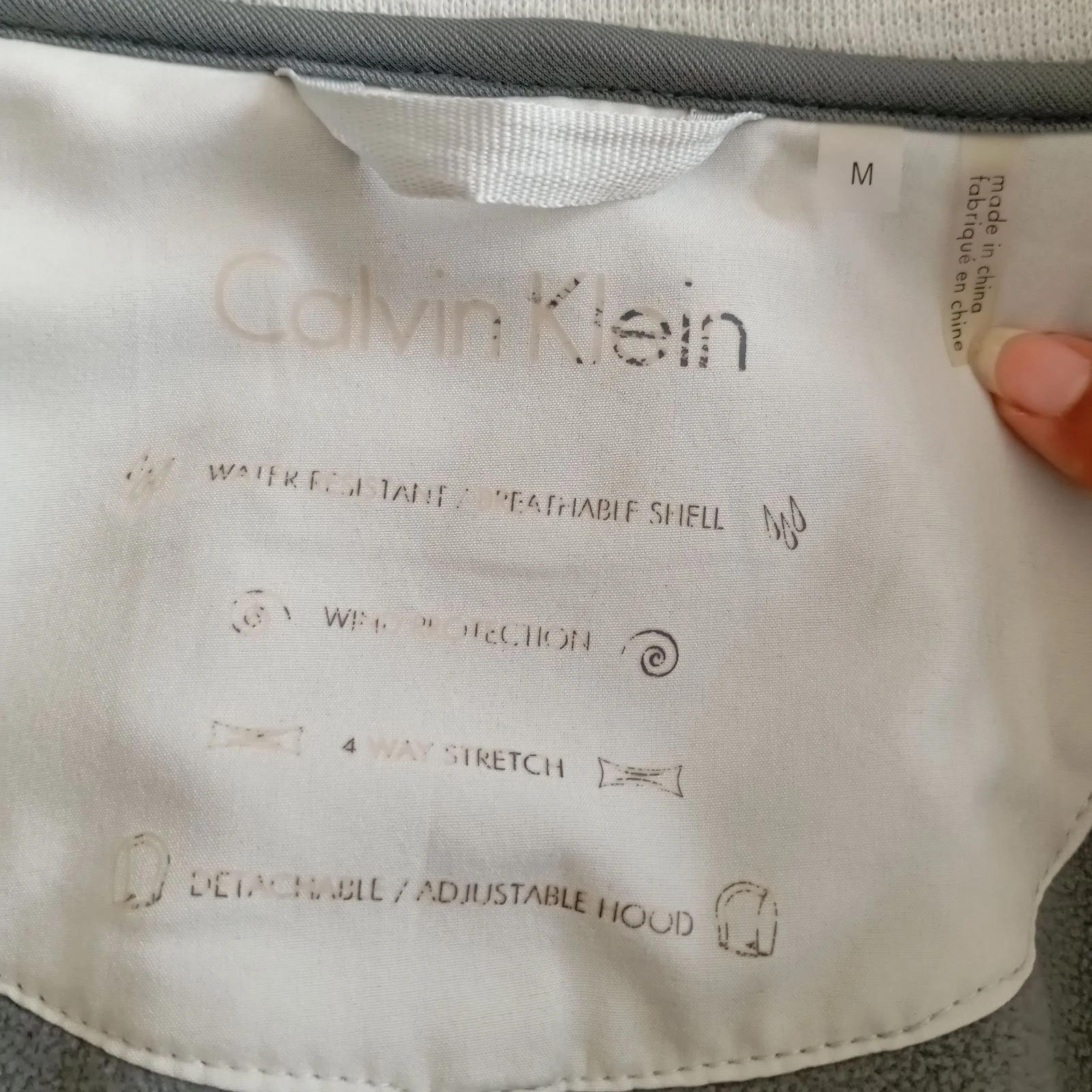 Trench impermeable / Chaqueta mujer Calvin Klein color blanco roto talla M – photo 20